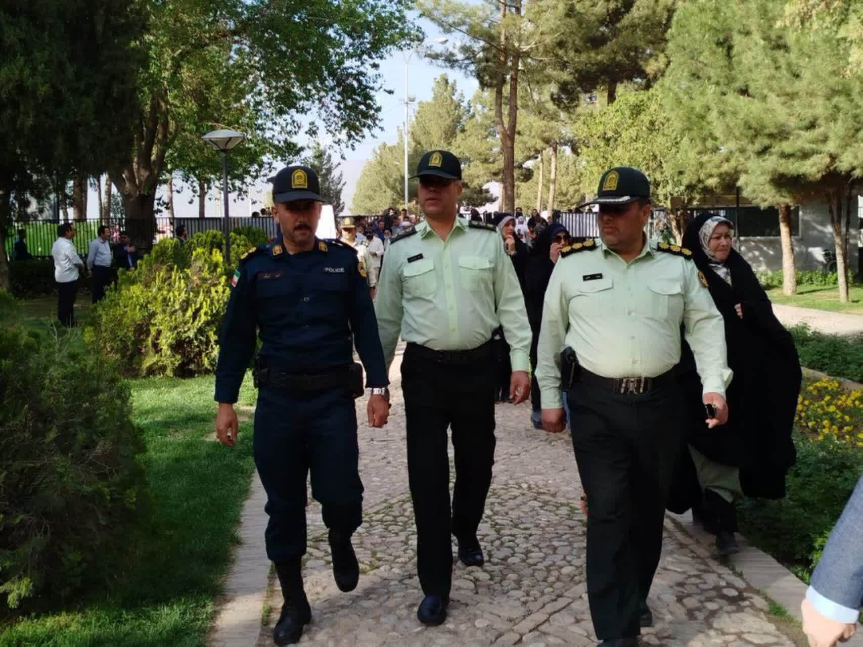 حضور ماموران نیروی انتظامی در مراسم روز عطار نیشابوری