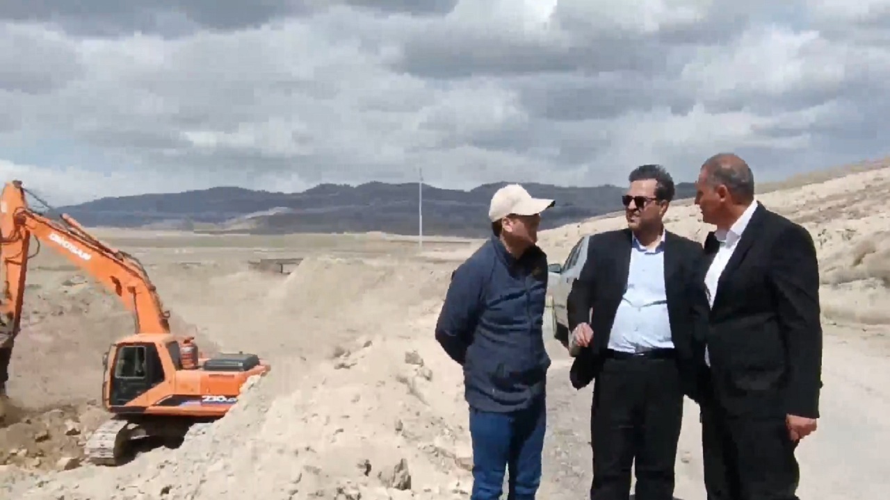 بازگشایی مسیل آغ بایر مهربان