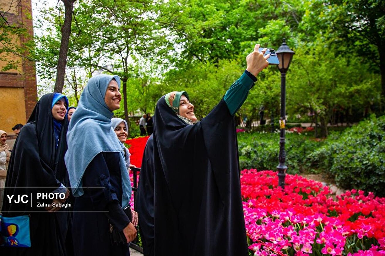 لاله های بهاری مهمان باغ ایرانی