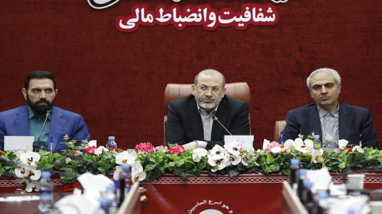 باید در مسیر تنظیم‌گری اقتصادی و تنقیح قوانین حرکت کرد