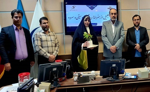 تجلیل از هنرمندان شعر، موسیقی و سرود در صدا و سیمای مرکز قزوین