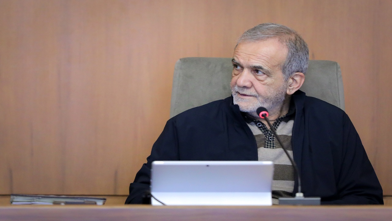 پزشکیان: امور کشور معطل مذاکرات نیست