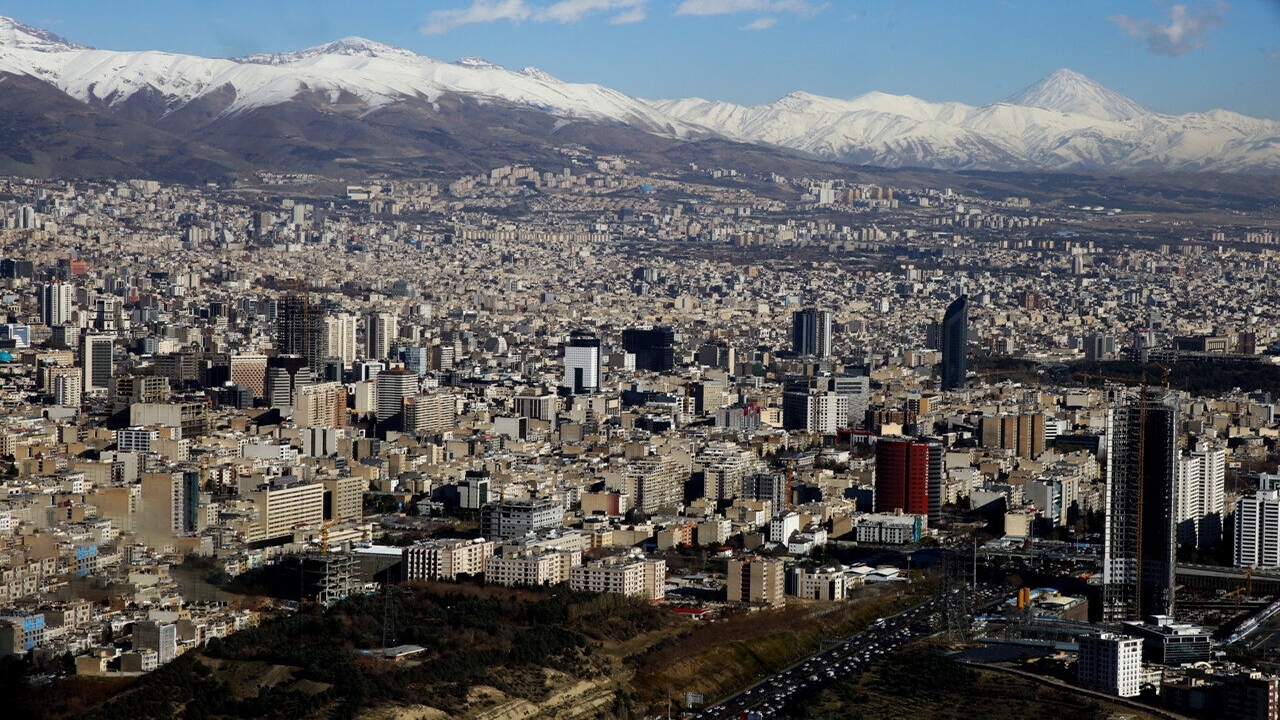 هوای تهران پاک است