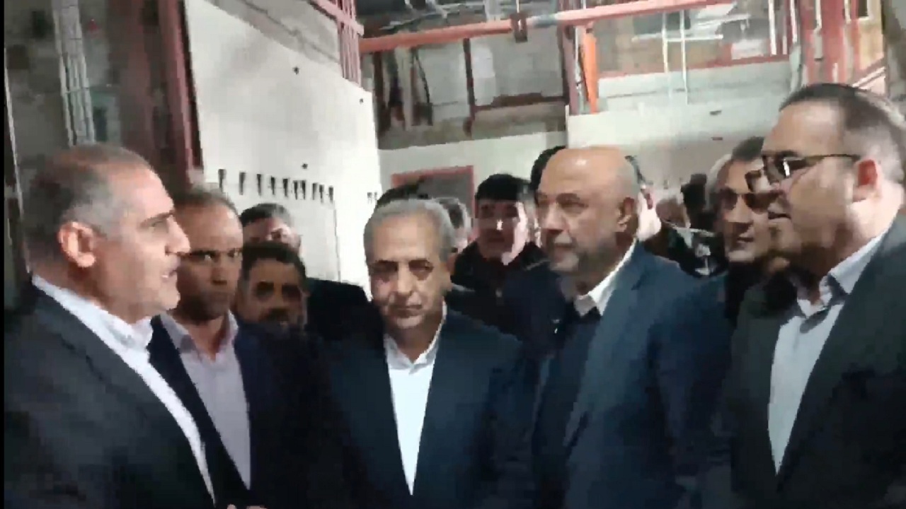 بازدید وزیر تعاون کار و رفاه اجتماعی از بیمارستان آیت الله سیستانی مهربان