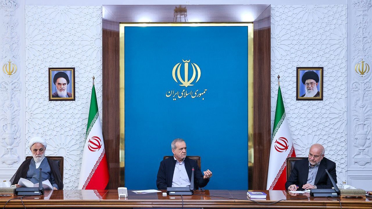 تدوین راهبردی جامع، با محوریت کاهش شدت مصرف انرژی