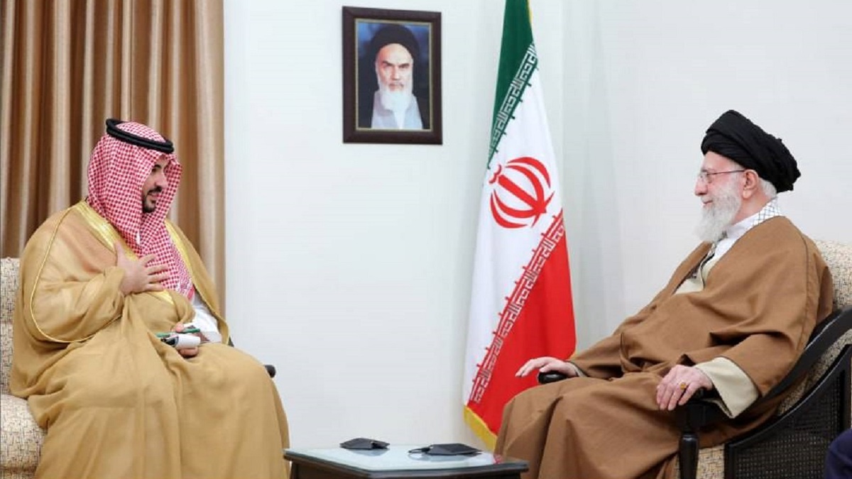 باشگاه خبرنگاران -رهبر معظم انقلاب: ارتباط میان ایران و عربستان برای هر دو کشور مفید خواهد بود