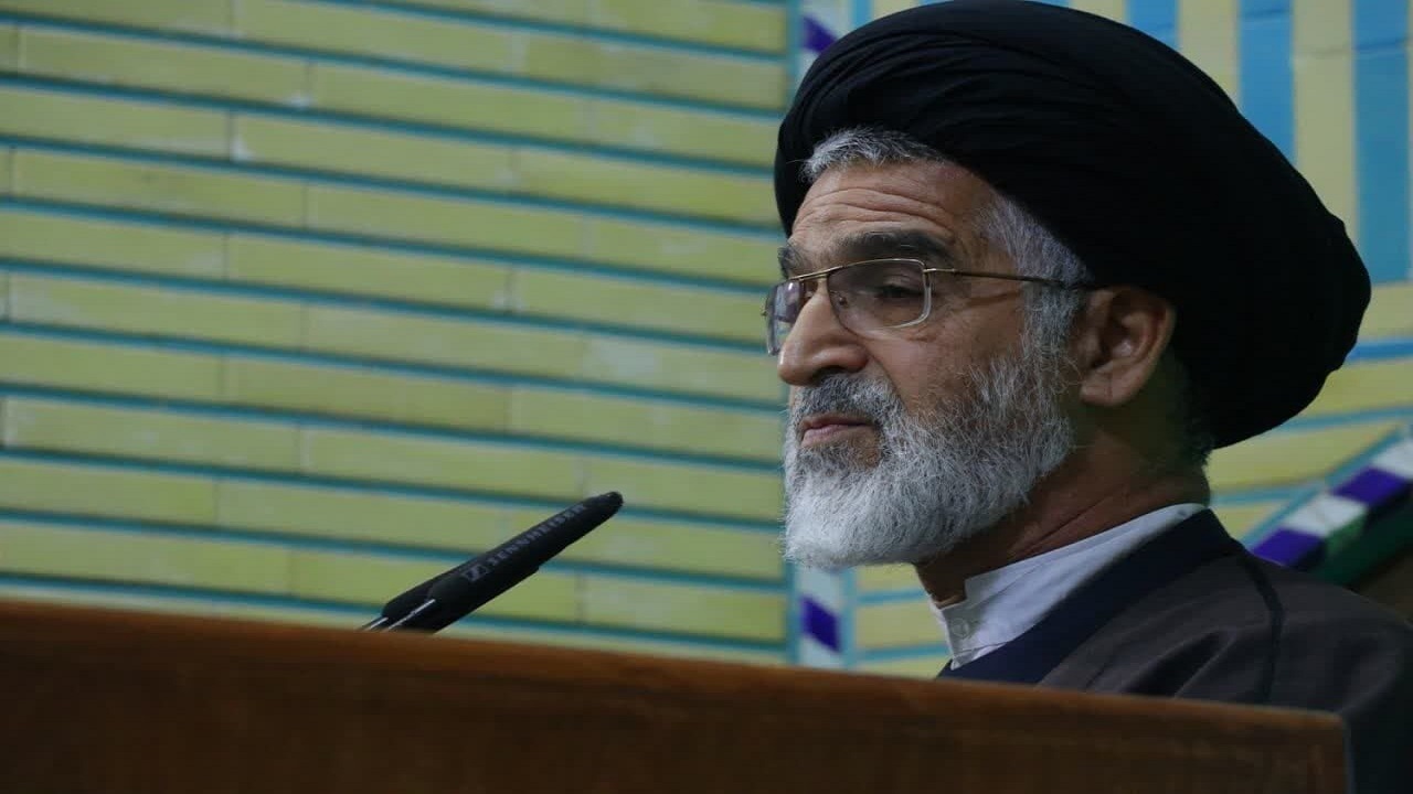 مسئولان در اجرای قانون حجاب قاطعانه عمل کنند