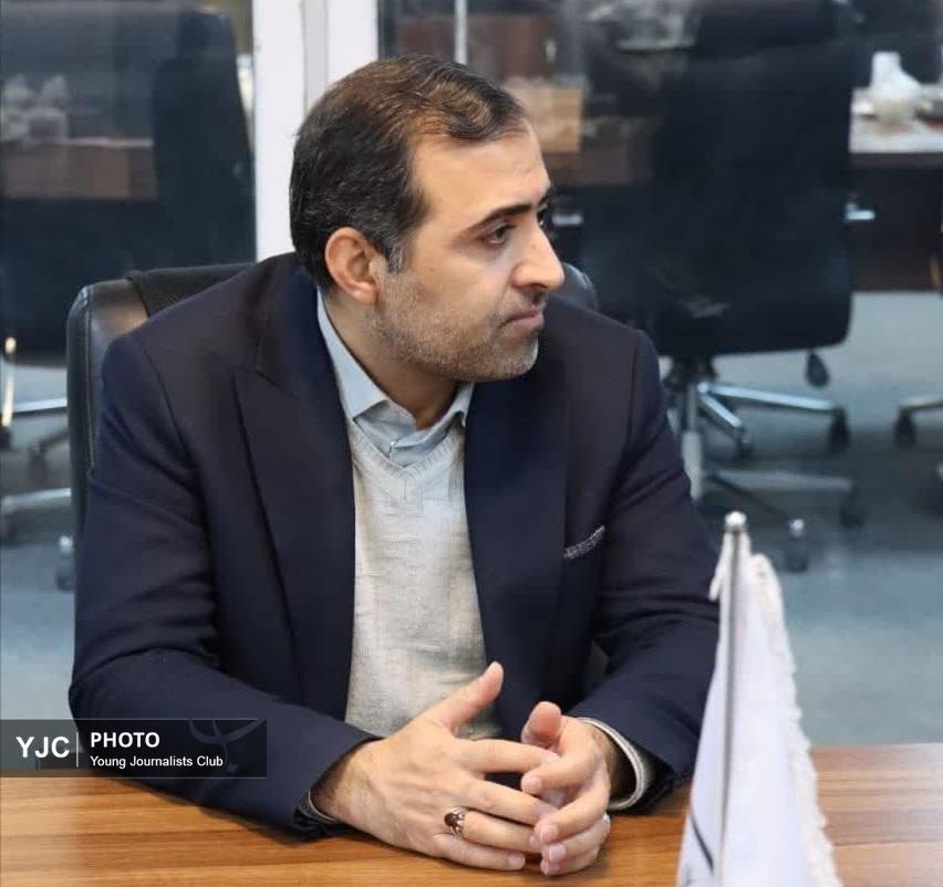 تنها راه اصلاح وضع موجود تغییر ریل اقتصادی کشور است
