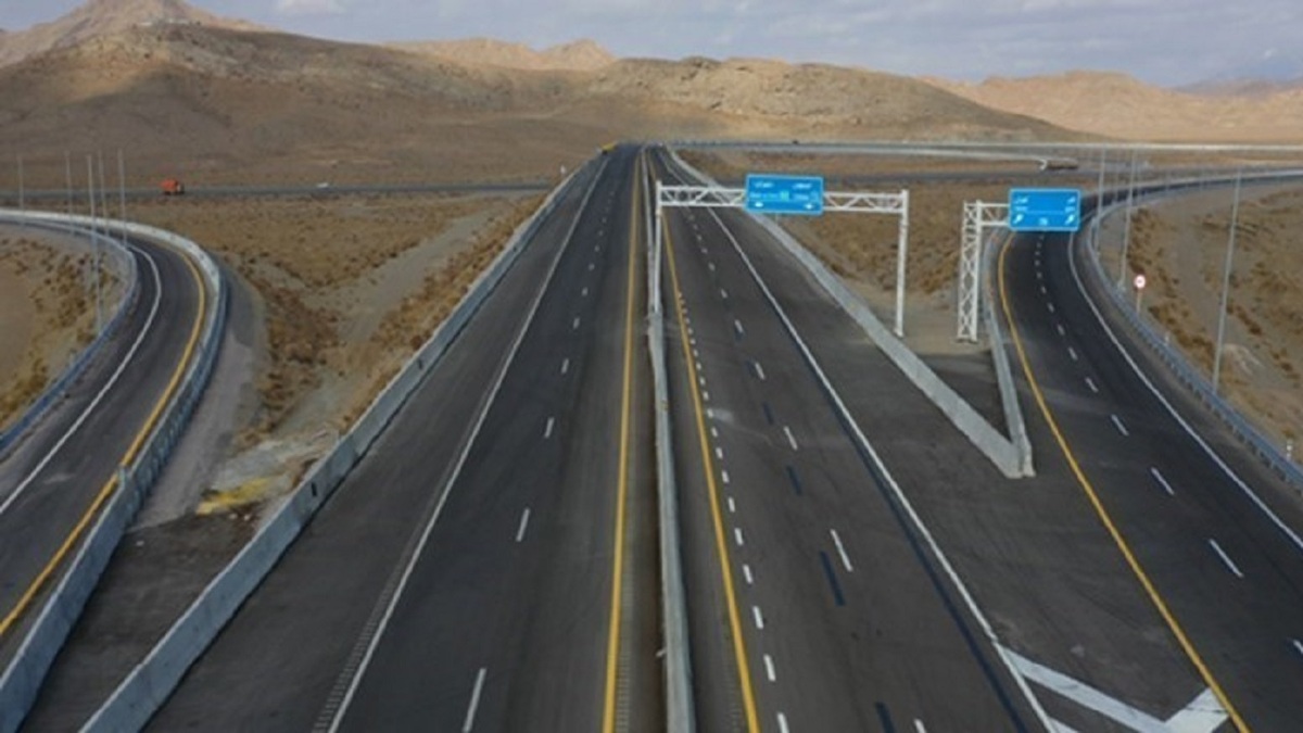 باشگاه خبرنگاران -اتصال اصفهان به سمنان از محور آران و بیدگل - گرمسار