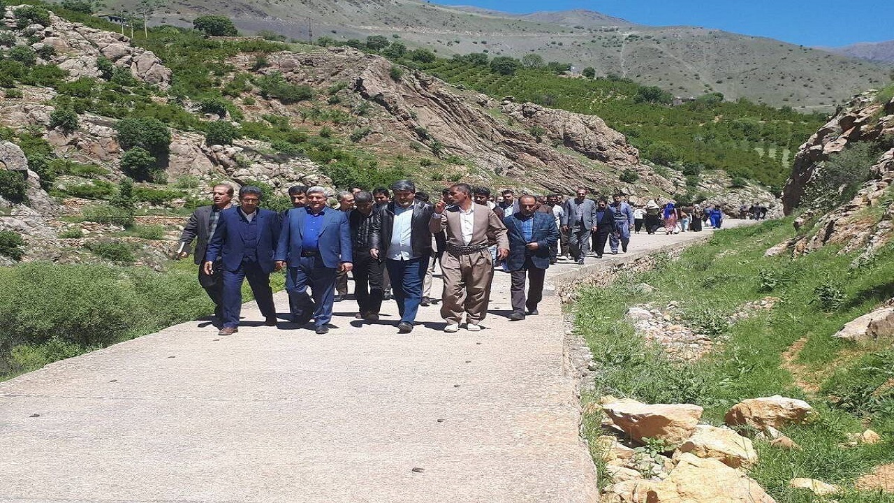 بستر‌های معرفی پالنگان به عنوان روستای جهانی گردشگری مهیا شود