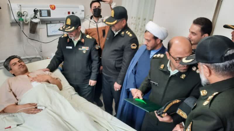 عیادت از بیماران