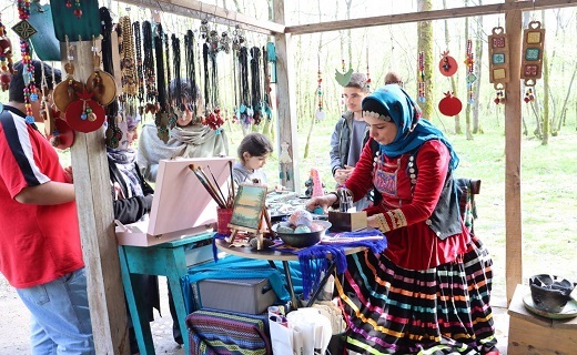 سفر نوروزی به تاریخ و طبیعت گیلان در موزه میراث روستایی سفر نوروزی به تاریخ و طبیعت گیلان در موزه میراث روستایی
