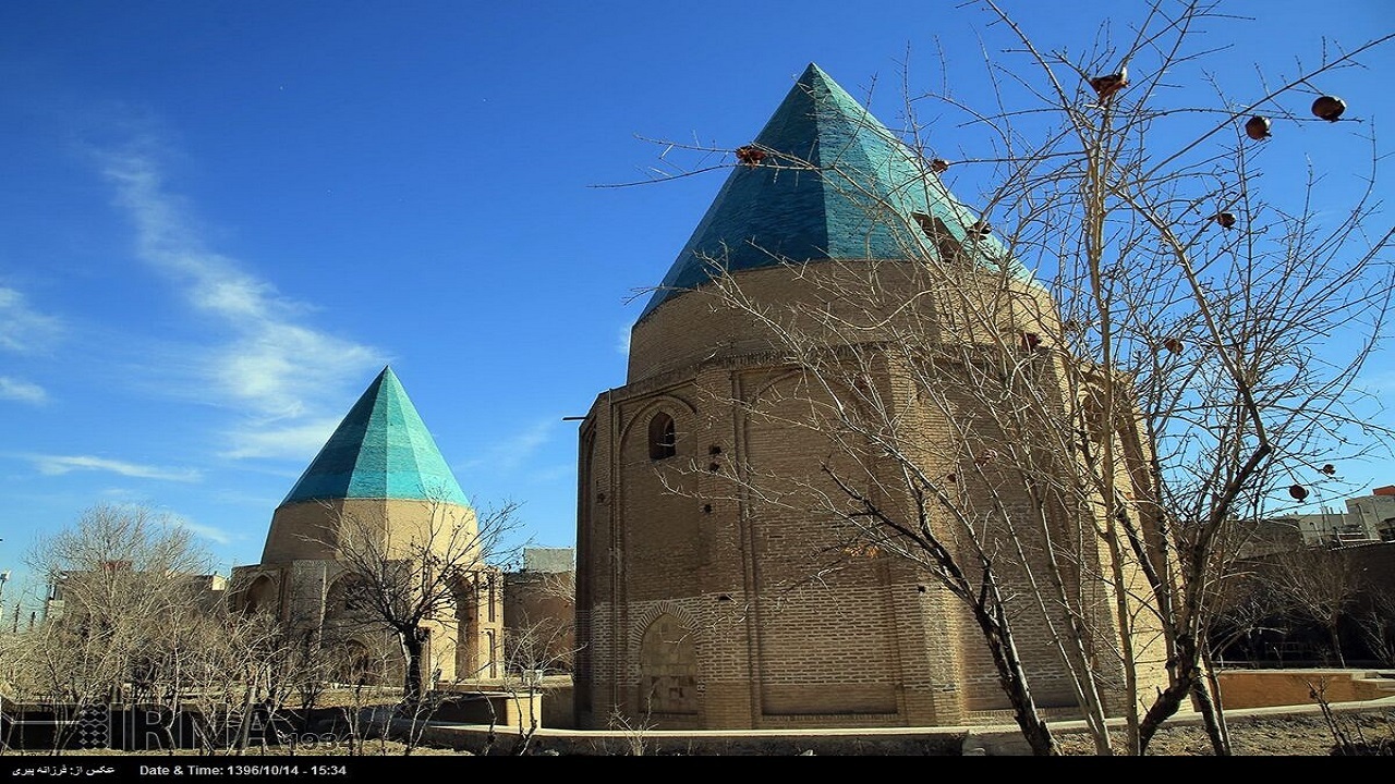 بازدید رایگان از مقابر گنبد سبز قم در ایام نوروز