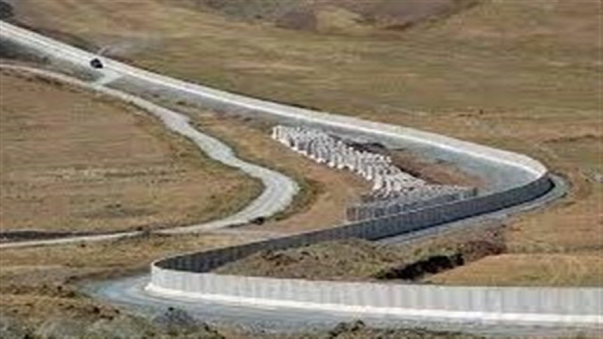 باشگاه خبرنگاران -اتمام موفق ۵۵ کیلومتر از ‌انسداد مرزهای شمال شرق‌
