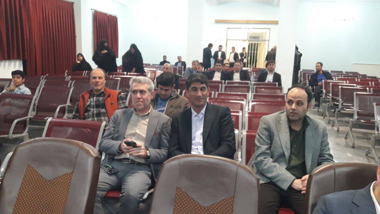 مراسم جشن گلریزان در هریس