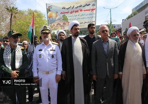 گزارش تصویری از راهپیمایی روز جهانی قدس در بندرعباس گزارش تصویری از راهپیمایی روز جهانی قدس در بندرعباس