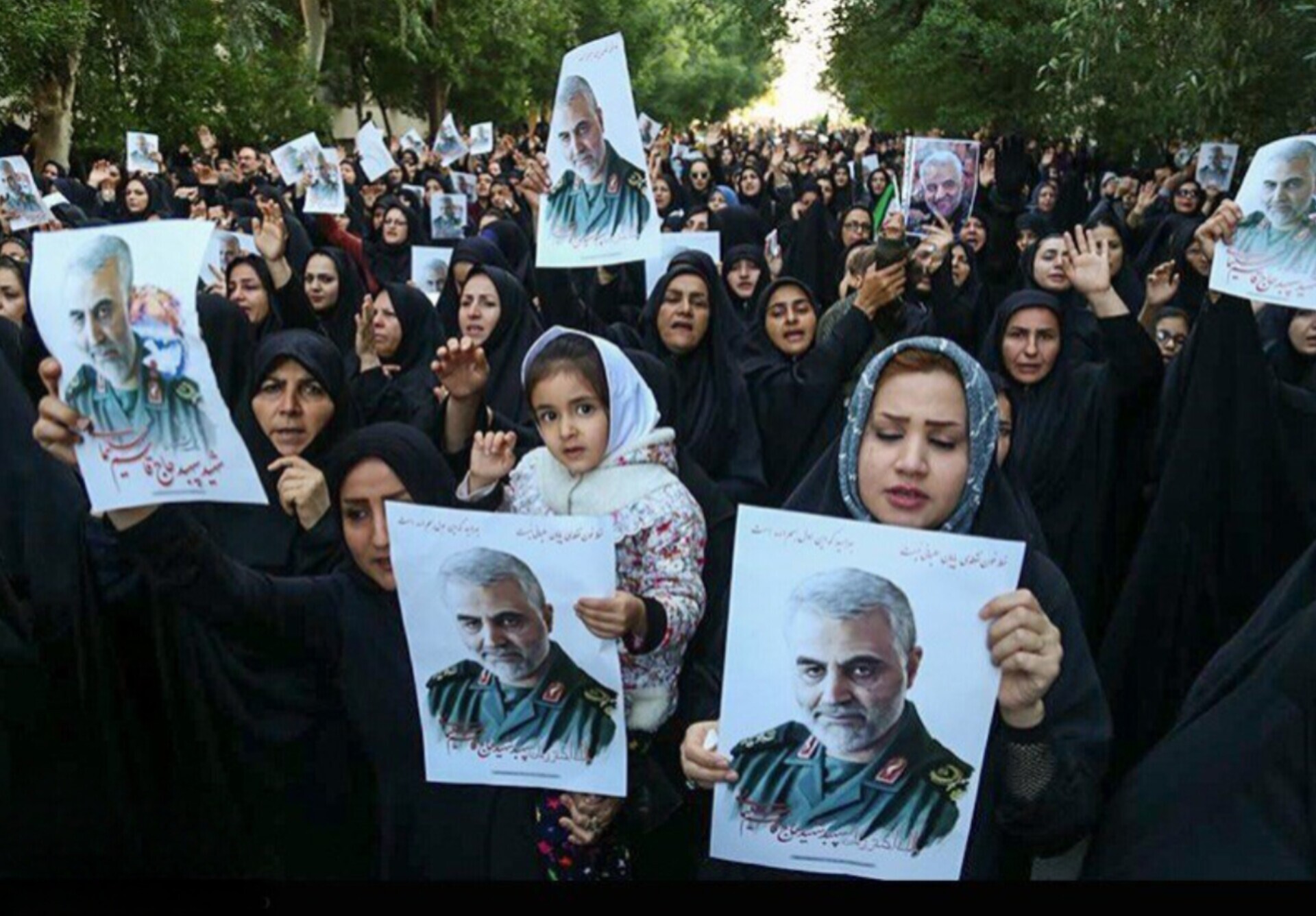 نسل جدید و قصههای ناگفته «حاج قاسم» نسل جدید و قصههای ناگفته «حاج قاسم»