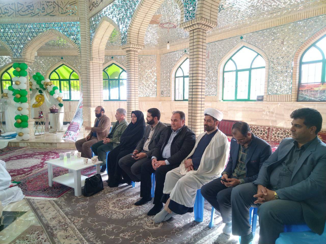 جشن تکلیف ۱۰۶ دانش آموز کلاس سومی در امامزاده سیدهاشم شهر انابد
