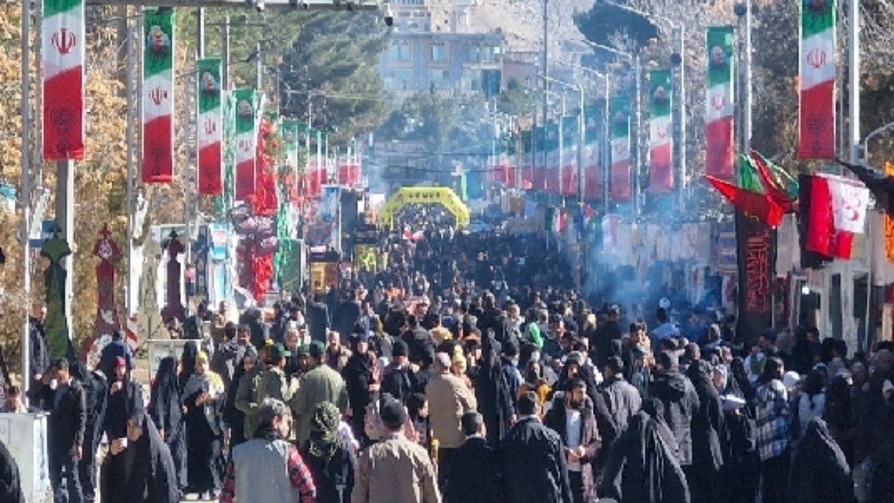 وقتی جهان، به کرمان می‌نگرد