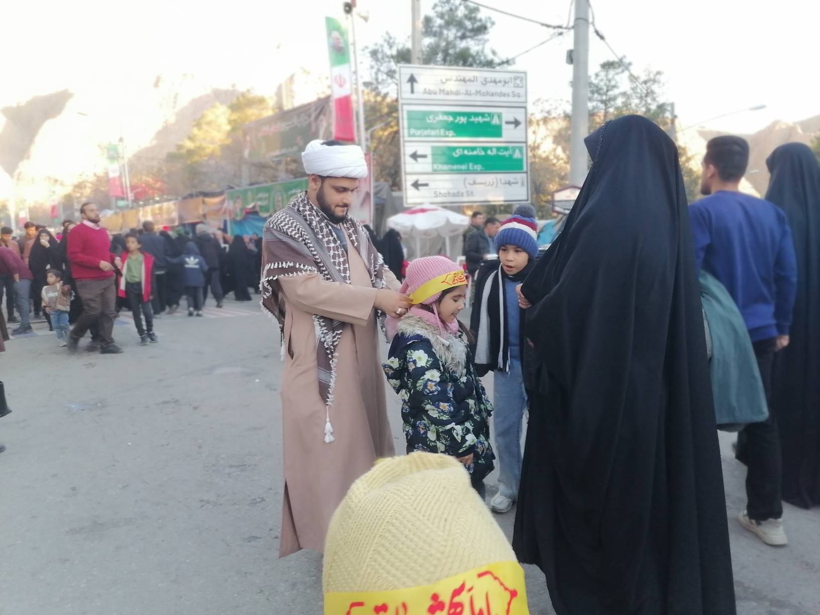 موج عزاداری، وفاداری و عطر خاطره در گلزار شهدای کرمان