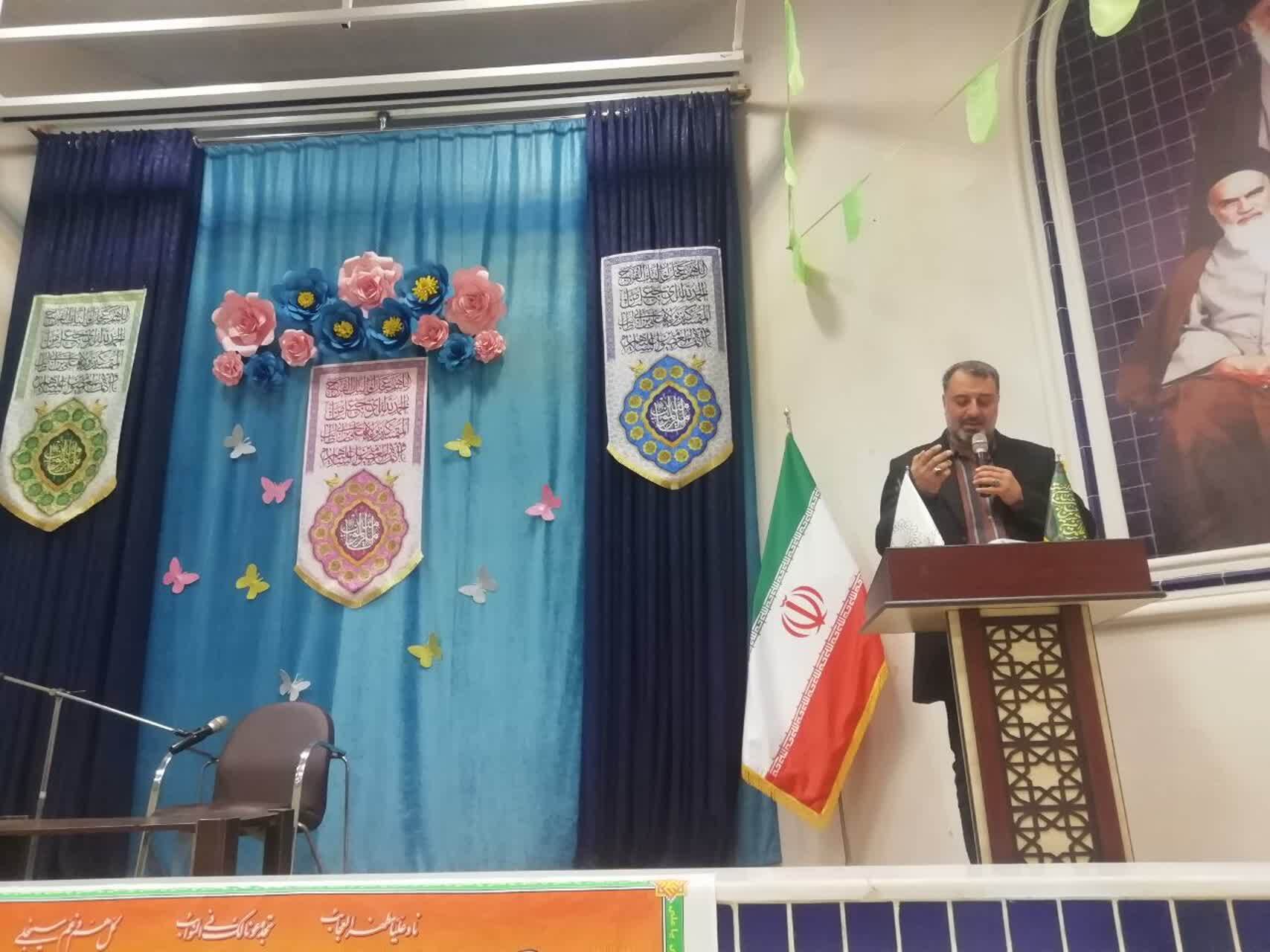 گزارش تصویری از مراسم گرامیداشت ولادت امام علی(ع) و سردار سلیمانی در شیراز گزارش تصویری از مراسم گرامیداشت ولادت امام علی(ع) و سردار سلیمانی در شیراز