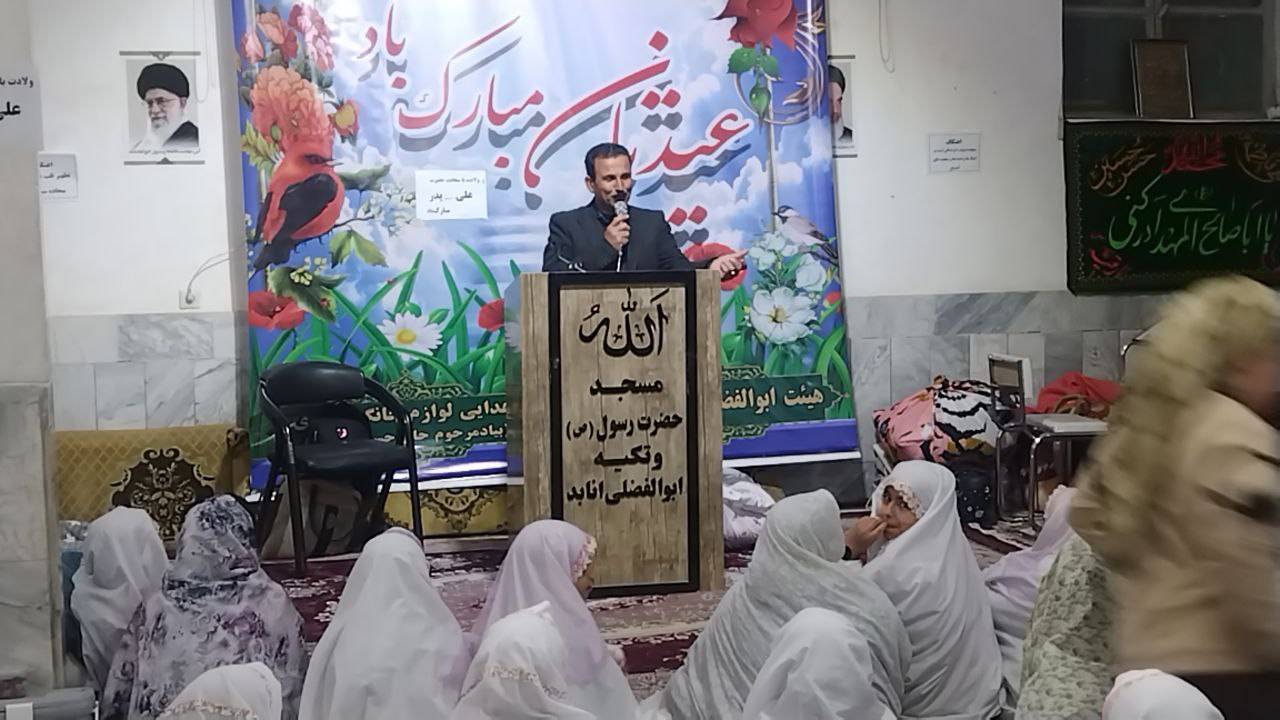 آئین اعتکاف دانش آموزی شهر انابد در سالروز ولادت امام علی (ع) + فیلم و عکس