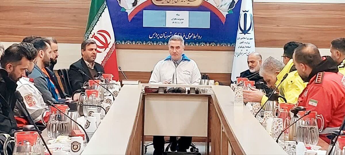 یخ‌زدگی بخشی از تالاب چغاخور + فیلم