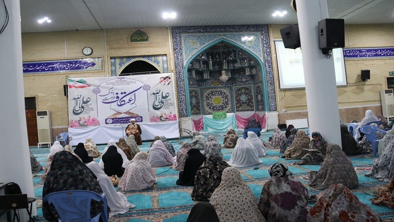 آغاز مراسم اعتکاف با حضور یک و نیم میلیون نفر در ۱۲ هزار مسجد کشور + فیلم