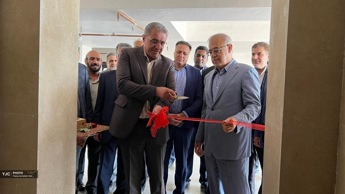 باشگاه خبرنگاران -تأکید معاون وزیر تعاون بر لزوم ارتقای جایگاه مسکن کارگری هرمزگان