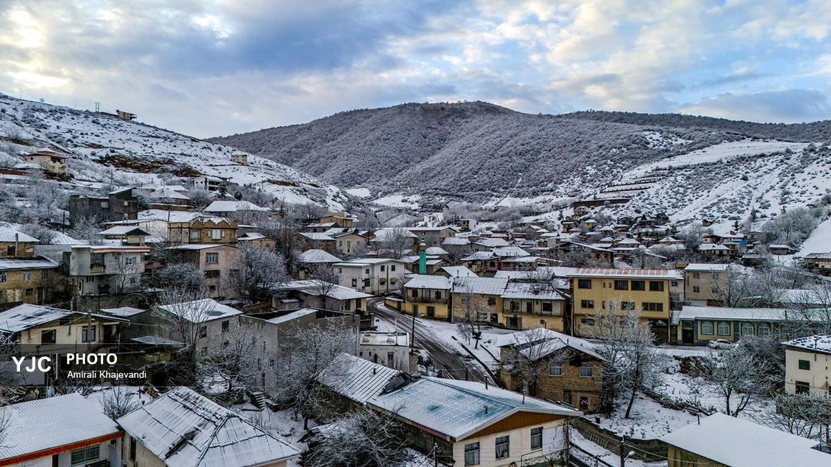 چهره سپید کوه‌های شهر شیراز