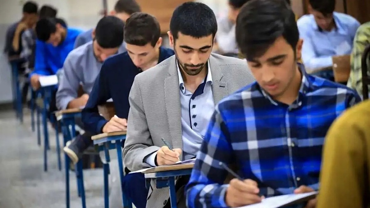 آزمون استخدامی در باند فرودگاه متروکه هند + فیلم