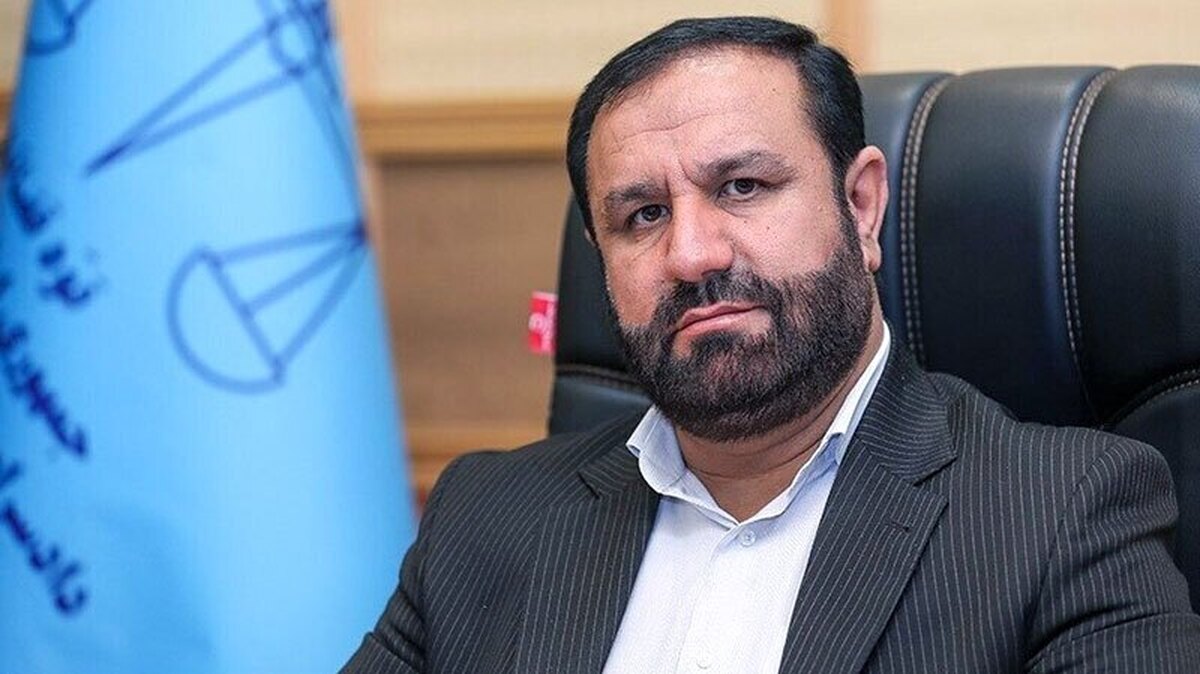 باشگاه خبرنگاران -کالا‌هایی که با ارز ترجیحی وارد کشور شده‌اند، نباید احتکار شوند