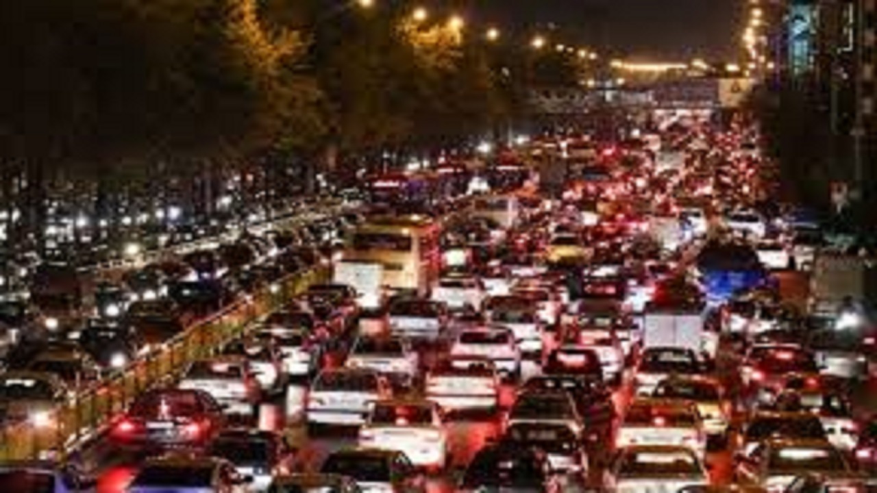 پدیده ترافیکی از معضلات شهری است و نیازمند تدبیر است