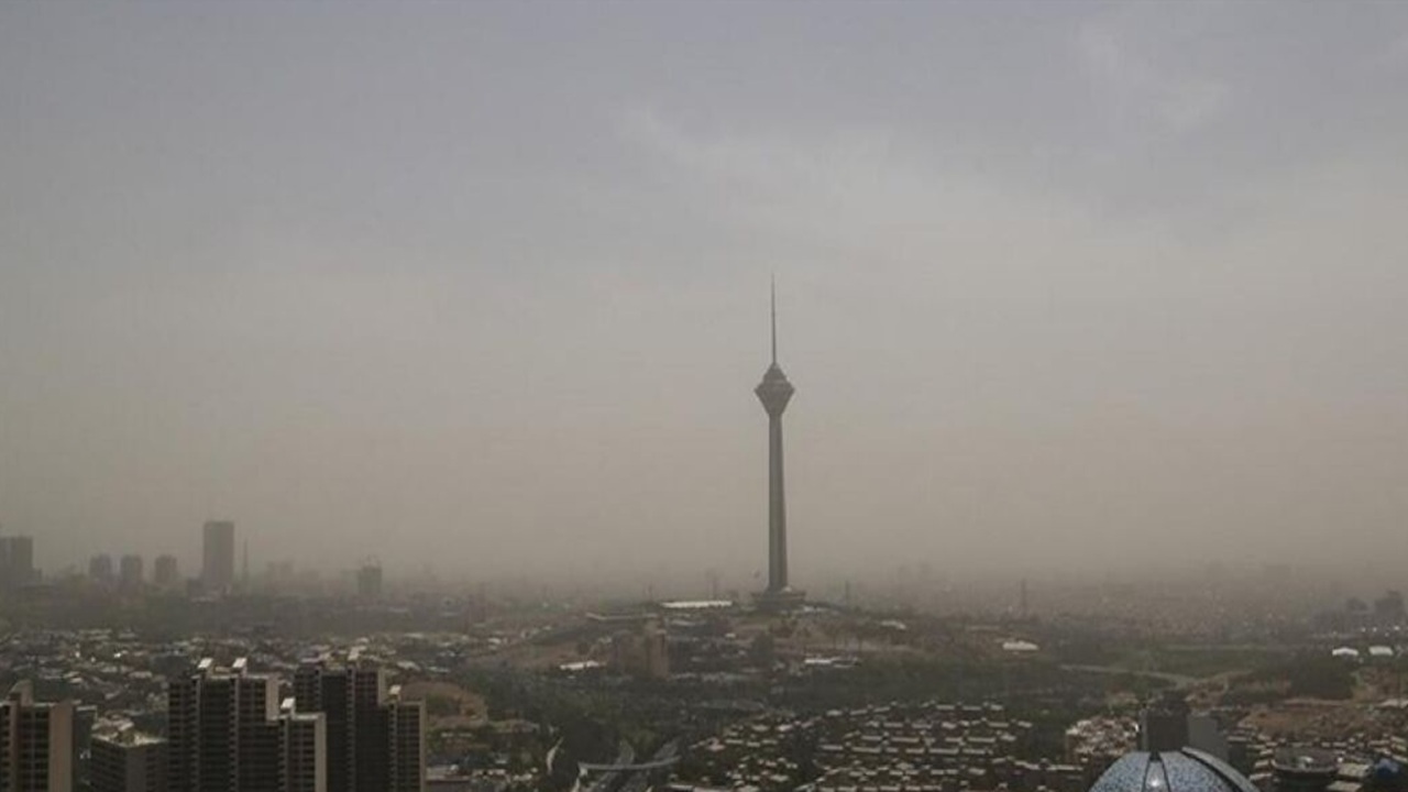 فوتبال در تهران یک‌هفته تعطیل شد