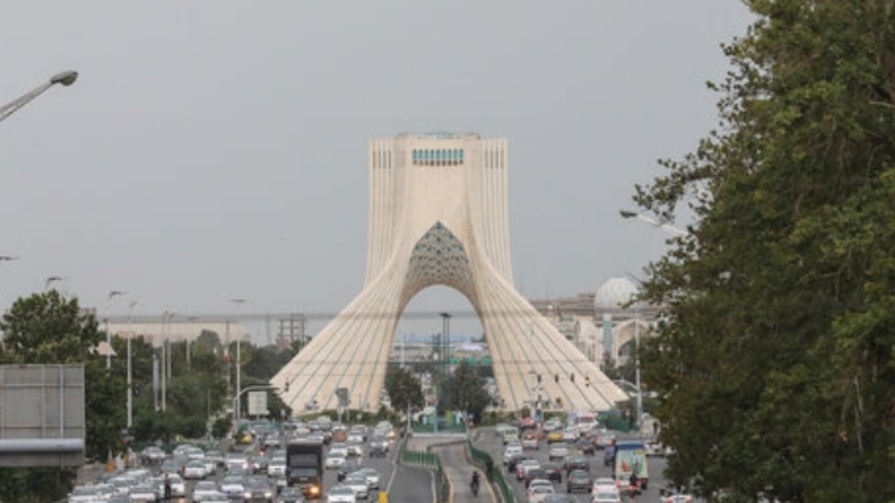 وضعیت ترافیک معابر و بزرگراه‌های پایتخت اعلام شد