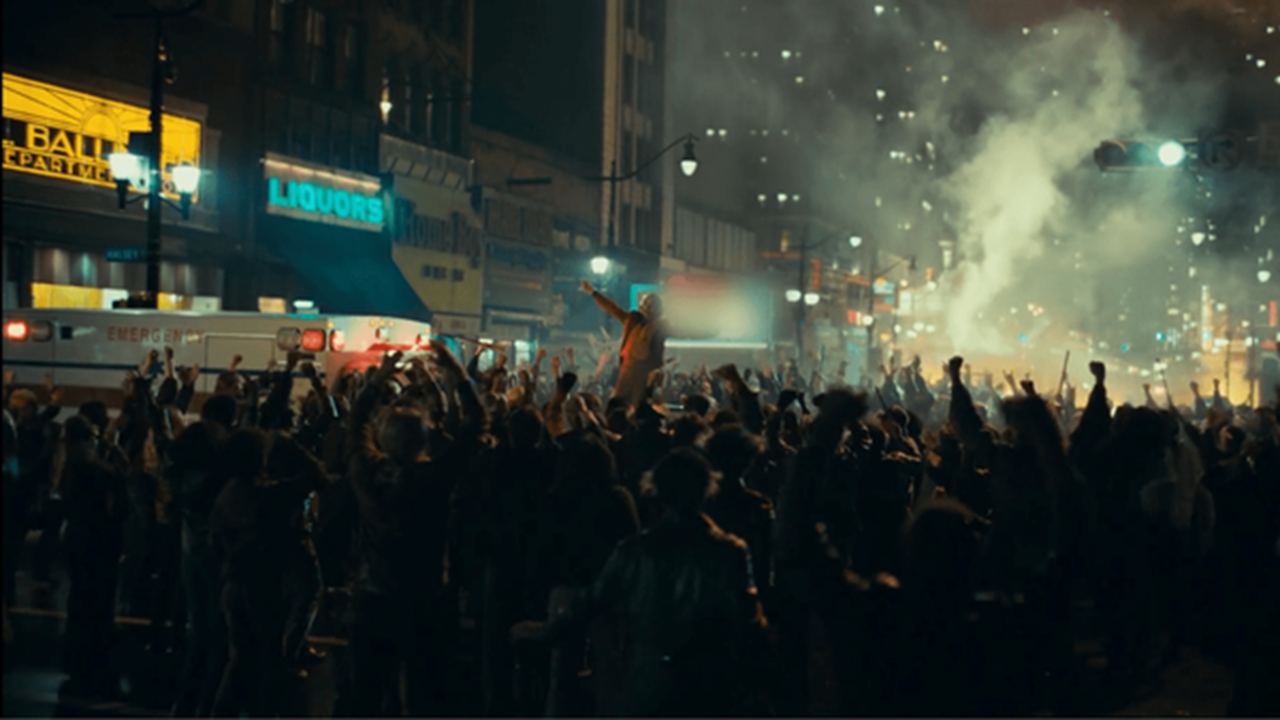ایران، گاتهام نیست!