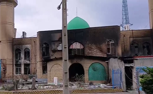 هتک حرمت آشوبگران به ۲۶ مسجد در گیلان هتک حرمت آشوبگران به ۲۶ مسجد در گیلان