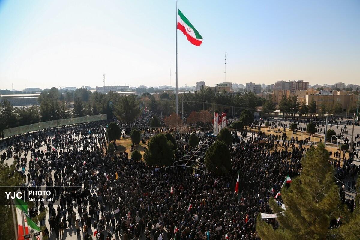 چهل و چهارمین جشنواره بین‌المللی تئاتر فجر در کرمان