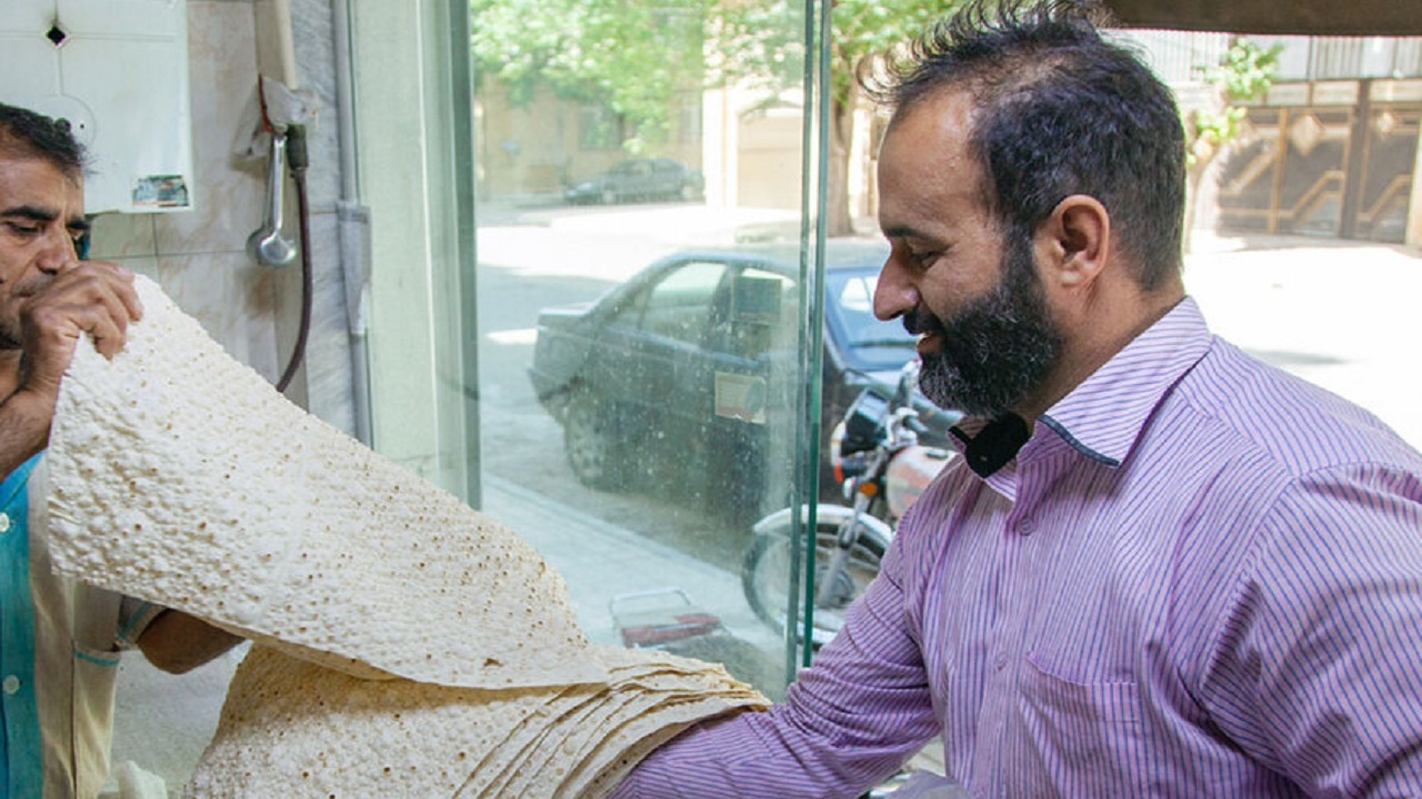 مشکلی در تامین و توزیع آرد نانوایی‌های استان کرمانشاه وجود ندارد