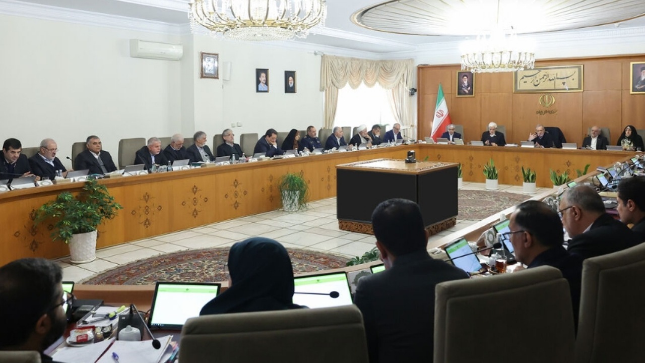 پزشکیان: اگر رضایت مردم را داشته باشیم، تلاش دشمنان راه به جایی نخواهد برد