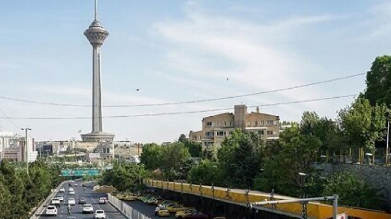 کیفیت هوای تهران قابل قبول و در مرز پاکی است