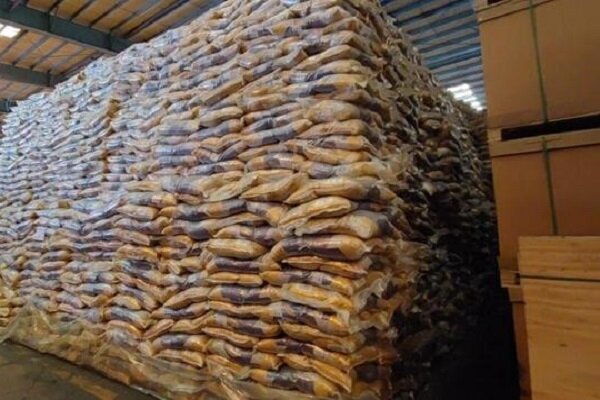 برنج های وارداتی از گمرکات کشور در حال ترخیص هستند+ عکس