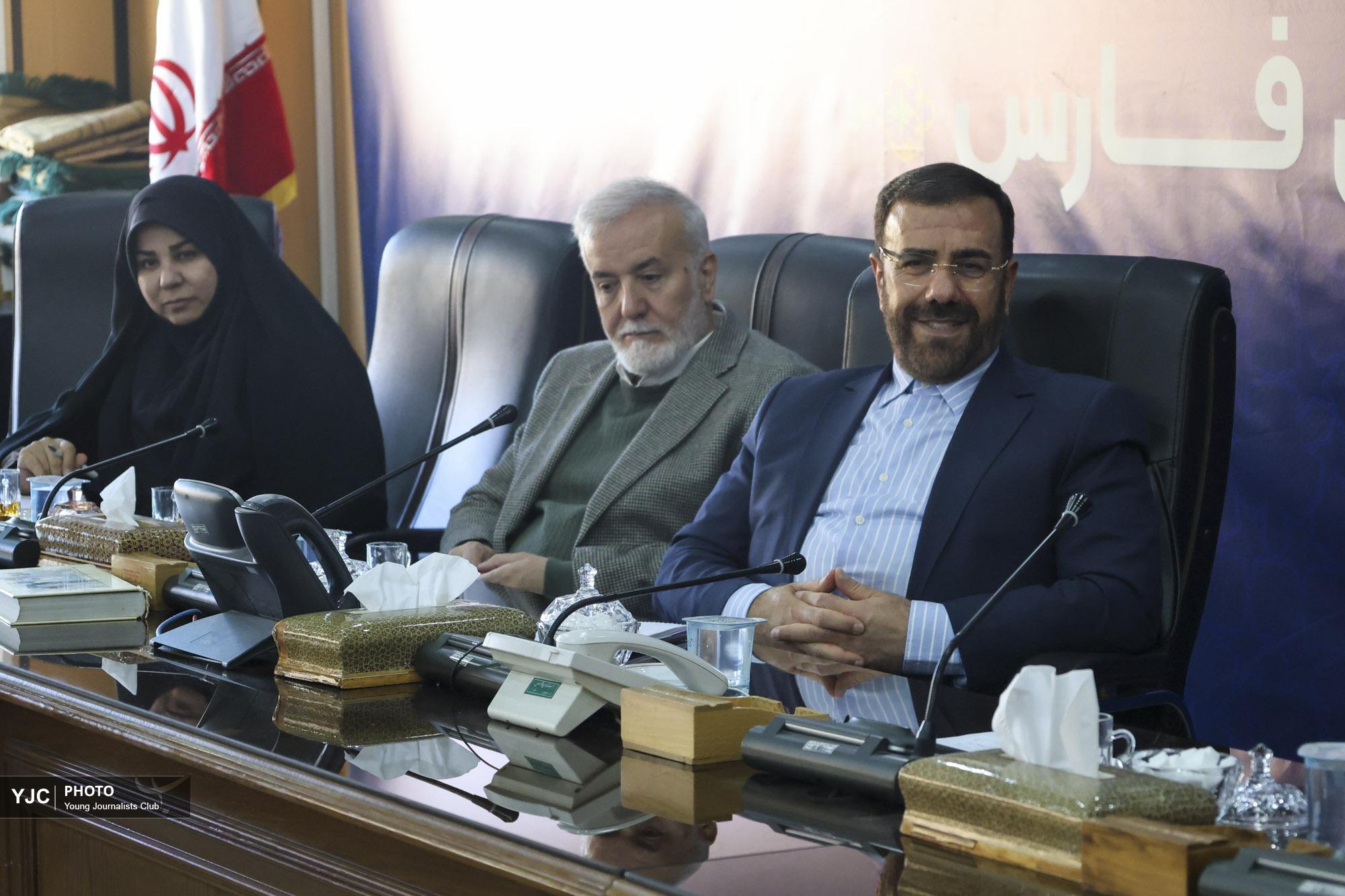 جبران خسارات اغتشاشگران به شهرداری‌ها با جدیت پیگیری می‌شود/بسیج برای بهبود شرایط معیشتی مردم