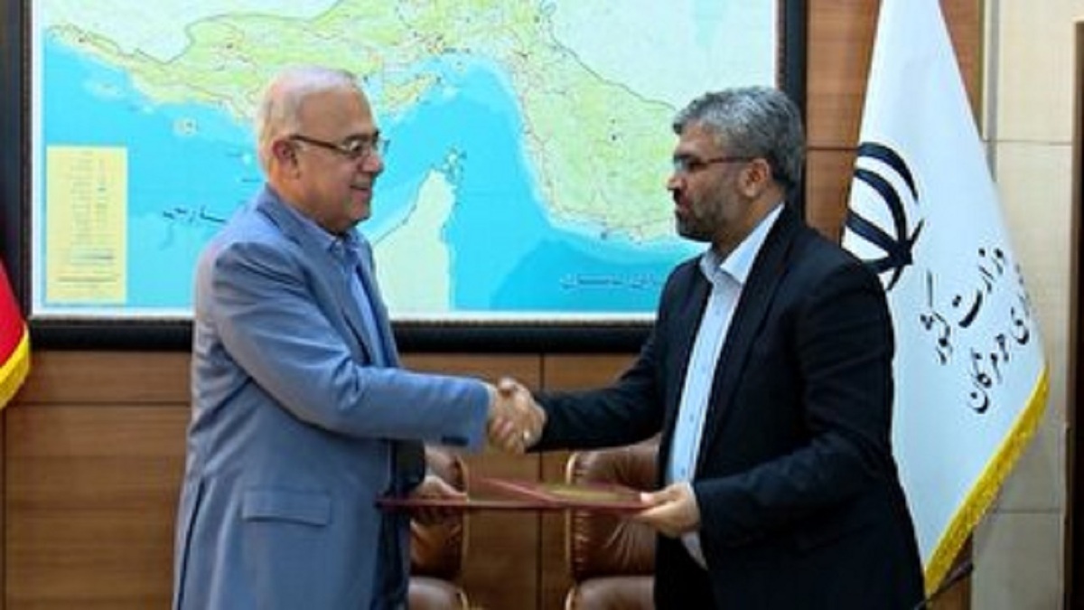 باشگاه خبرنگاران -امضای تفاهم نامه رویداد ایران جان با استانداری هرمزگان