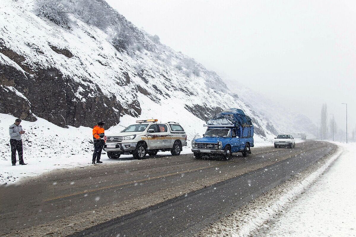 بارش برف در تهران / ۳۰ دی ۱۴۰۴