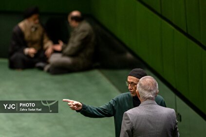 صحن علنی مجلس شورای اسلامی / ۳۰ دی ۱۴۰۴