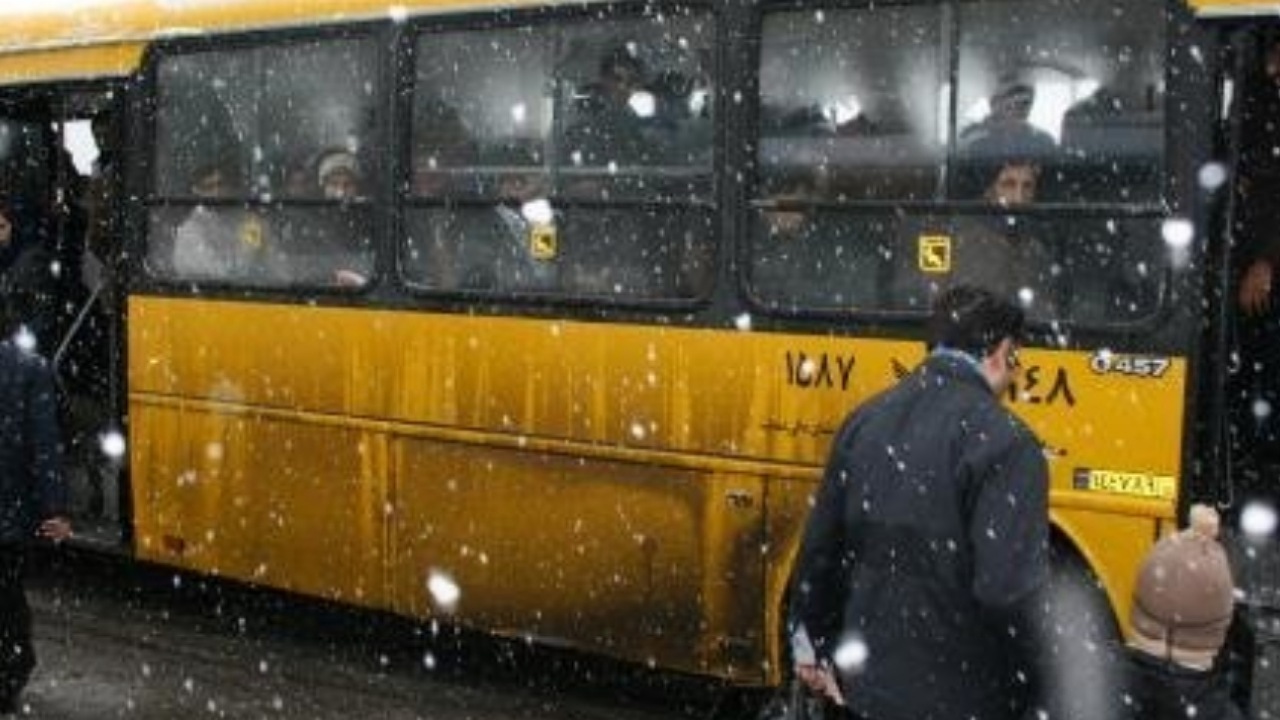 تداوم خدمات منظم ناوگان اتوبوسرانی تهران در شرایط برفی و یخبندان