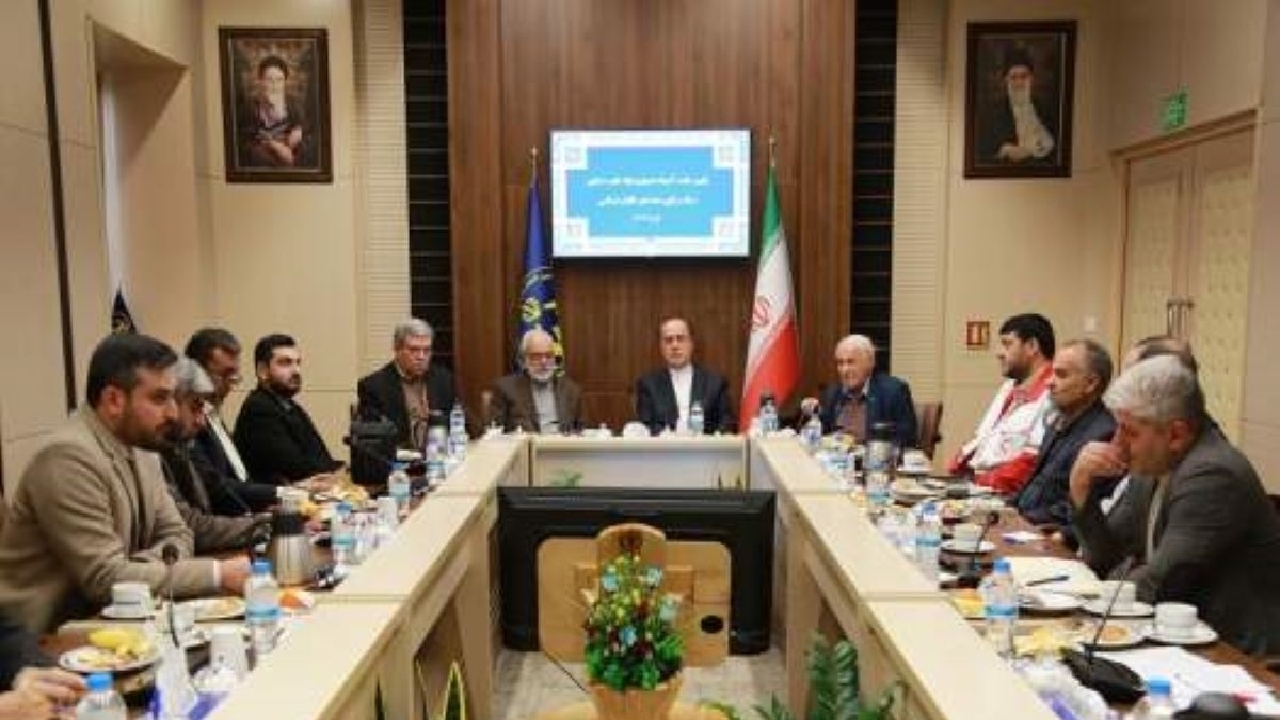 دشمن از غیرت، شرافت و بیداری ملت ایران هراس دارد