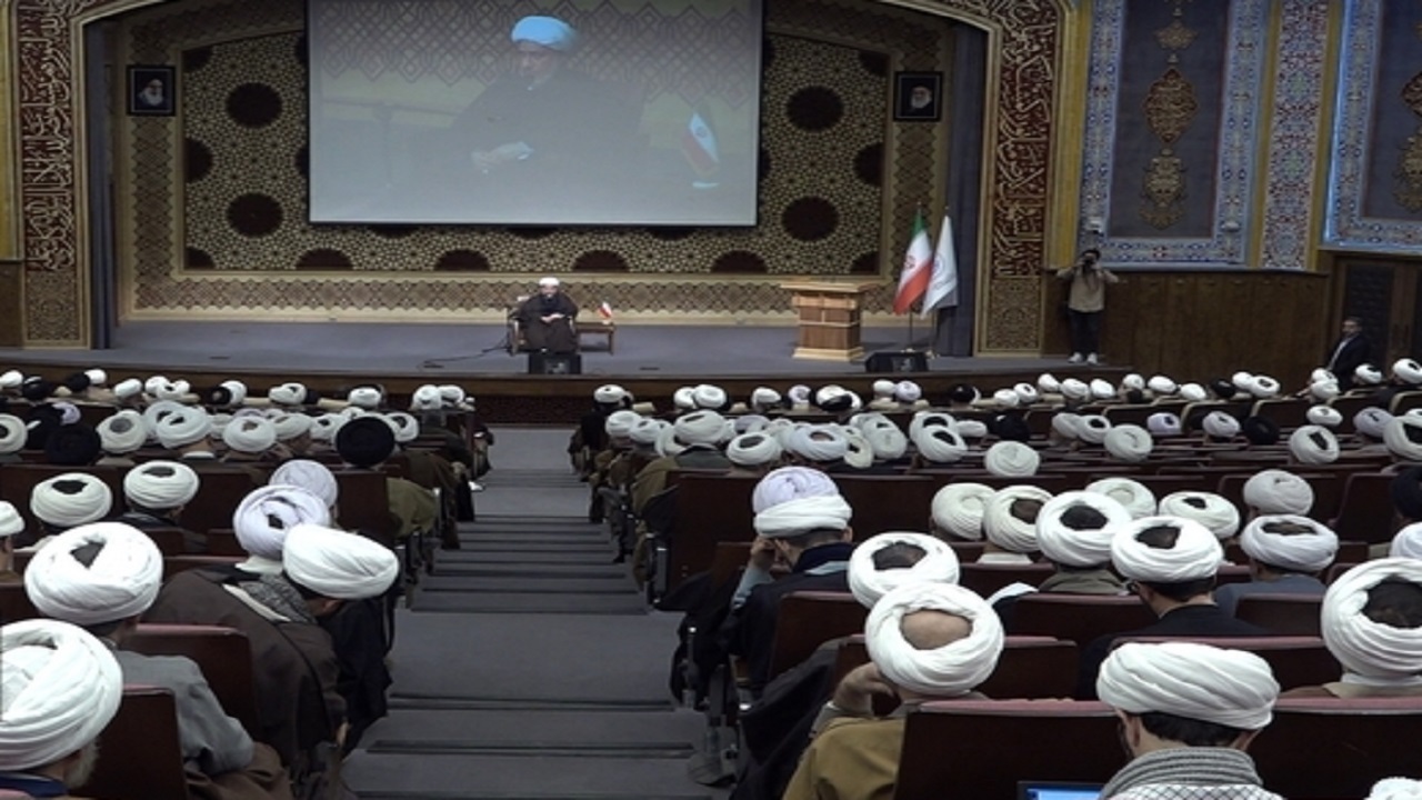 ایران بدون اعتماد به دشمن، دیپلماسی را هوشمندانه دنبال کرده است