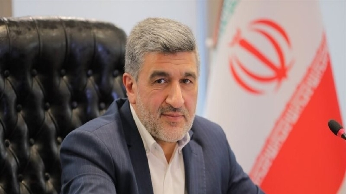 باشگاه خبرنگاران -حل مشکل بازنشستگی رئیس سازمان بورس با اذن رهبری